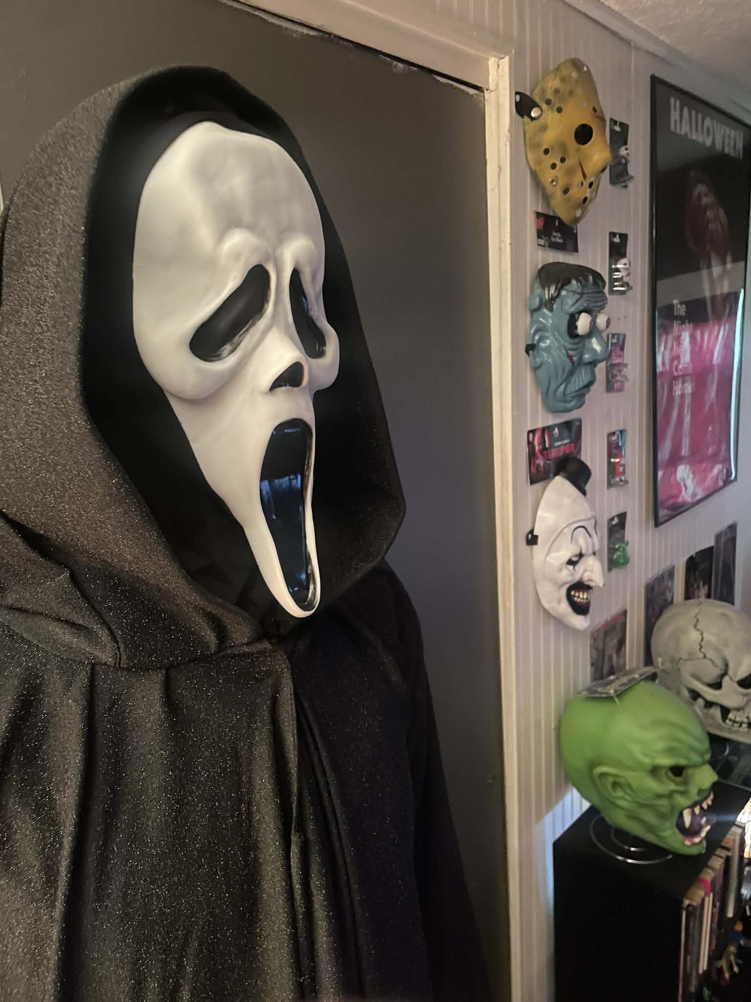 Dean Tackett Halloween display